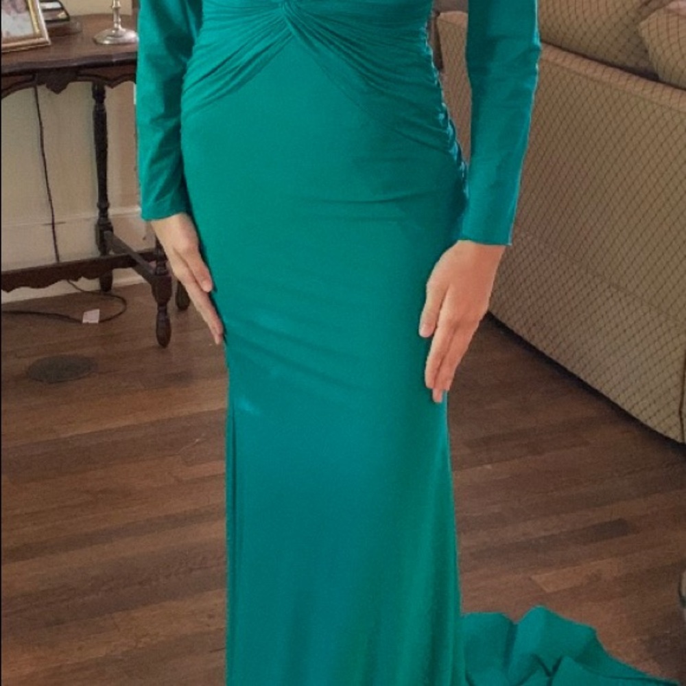 New Sherri Hill green gown size 6